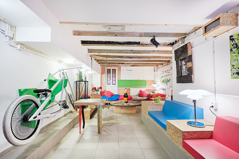 Will & Tate Hostel *