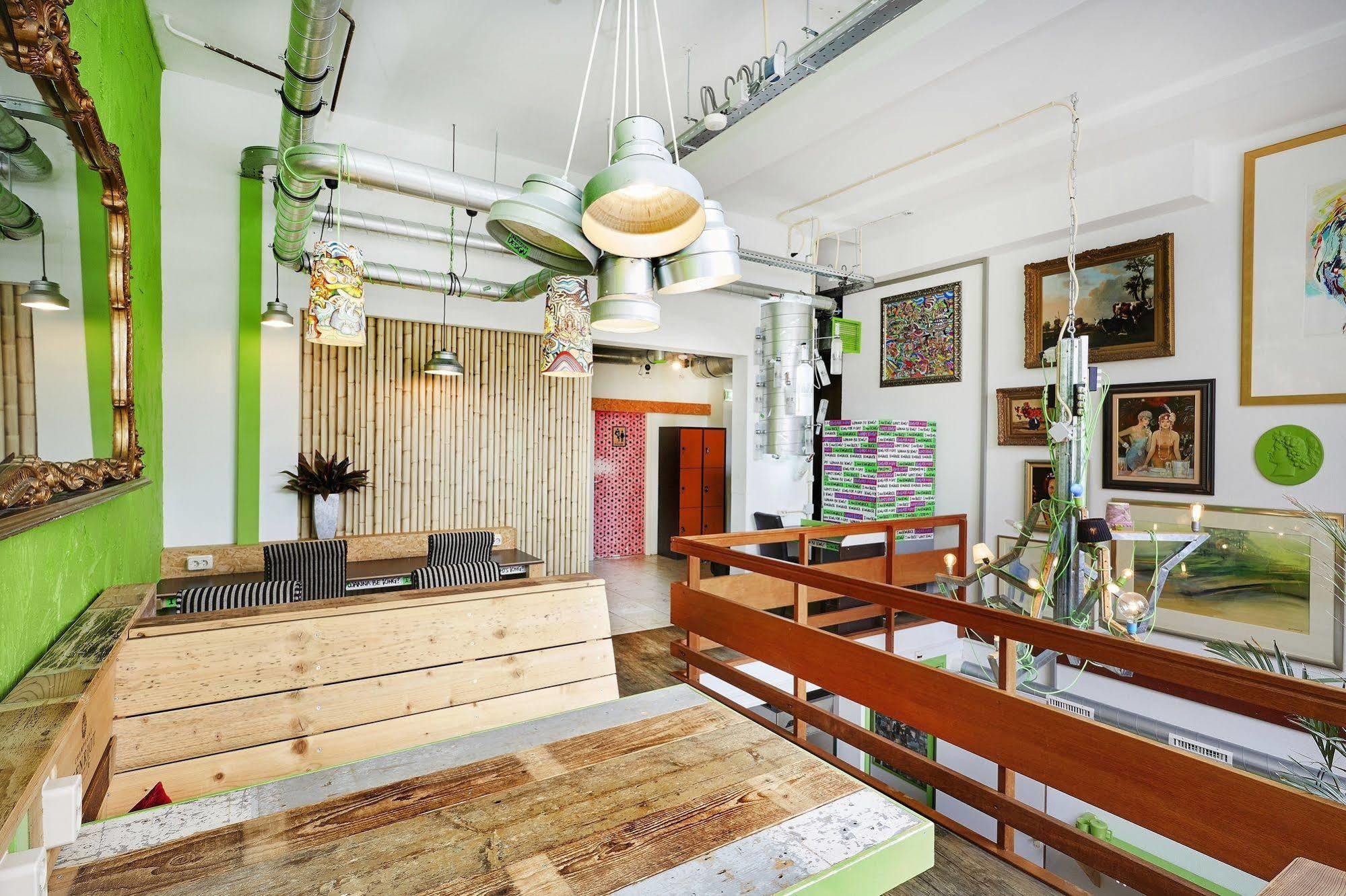 Will & Tate Den Haag